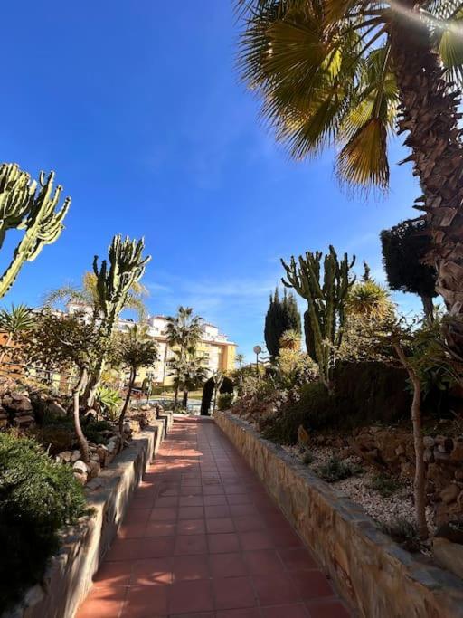 Апартаменты Jardin Botanico Ла-Кала-де-Михас Экстерьер фото